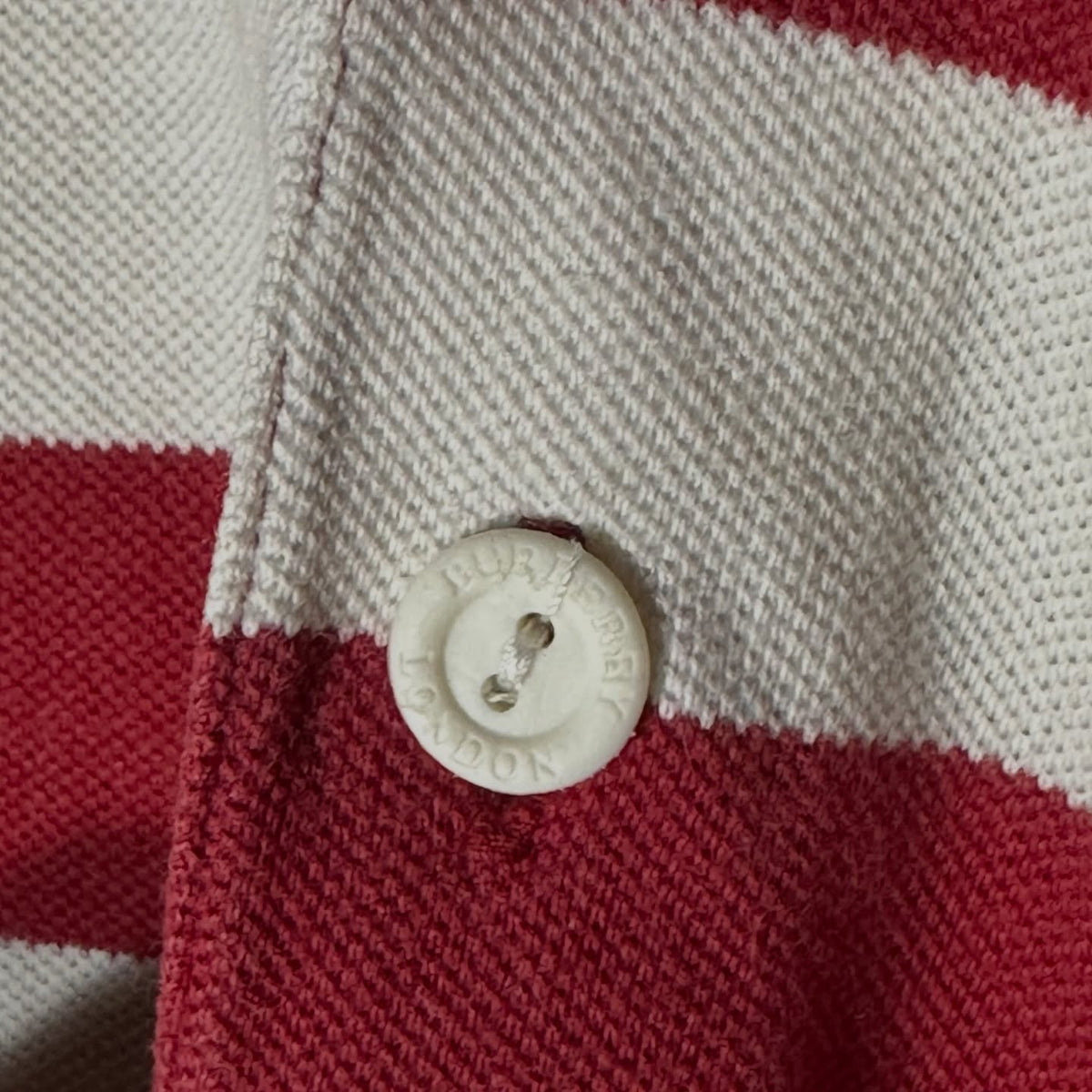 VINTAGE BURBERRY NOVA-STRIPE (M|L)