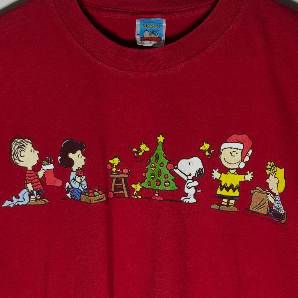 PEANUTS “CHRISTMAS CELEBRATION” (L|XL)