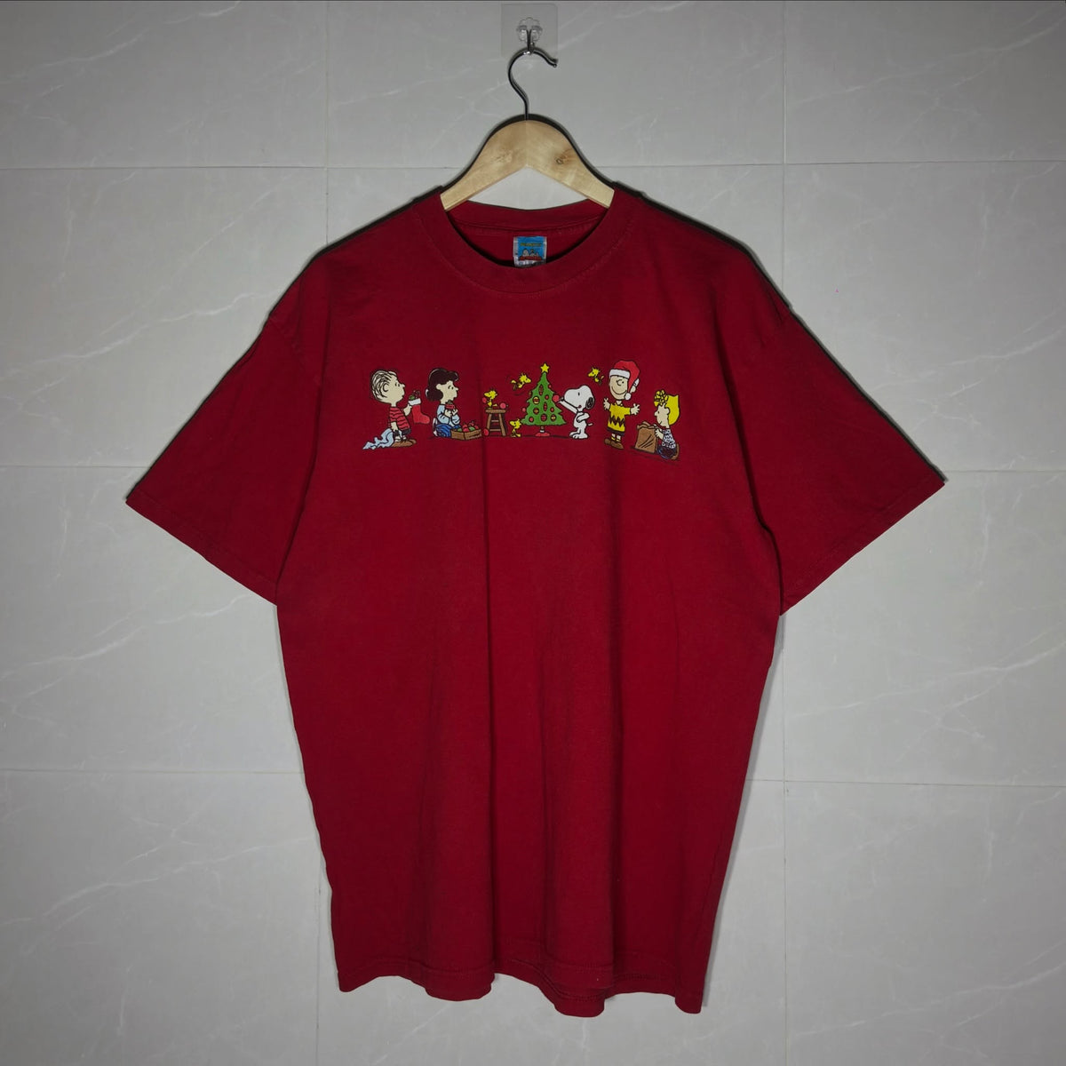 PEANUTS “CHRISTMAS CELEBRATION” (L|XL)