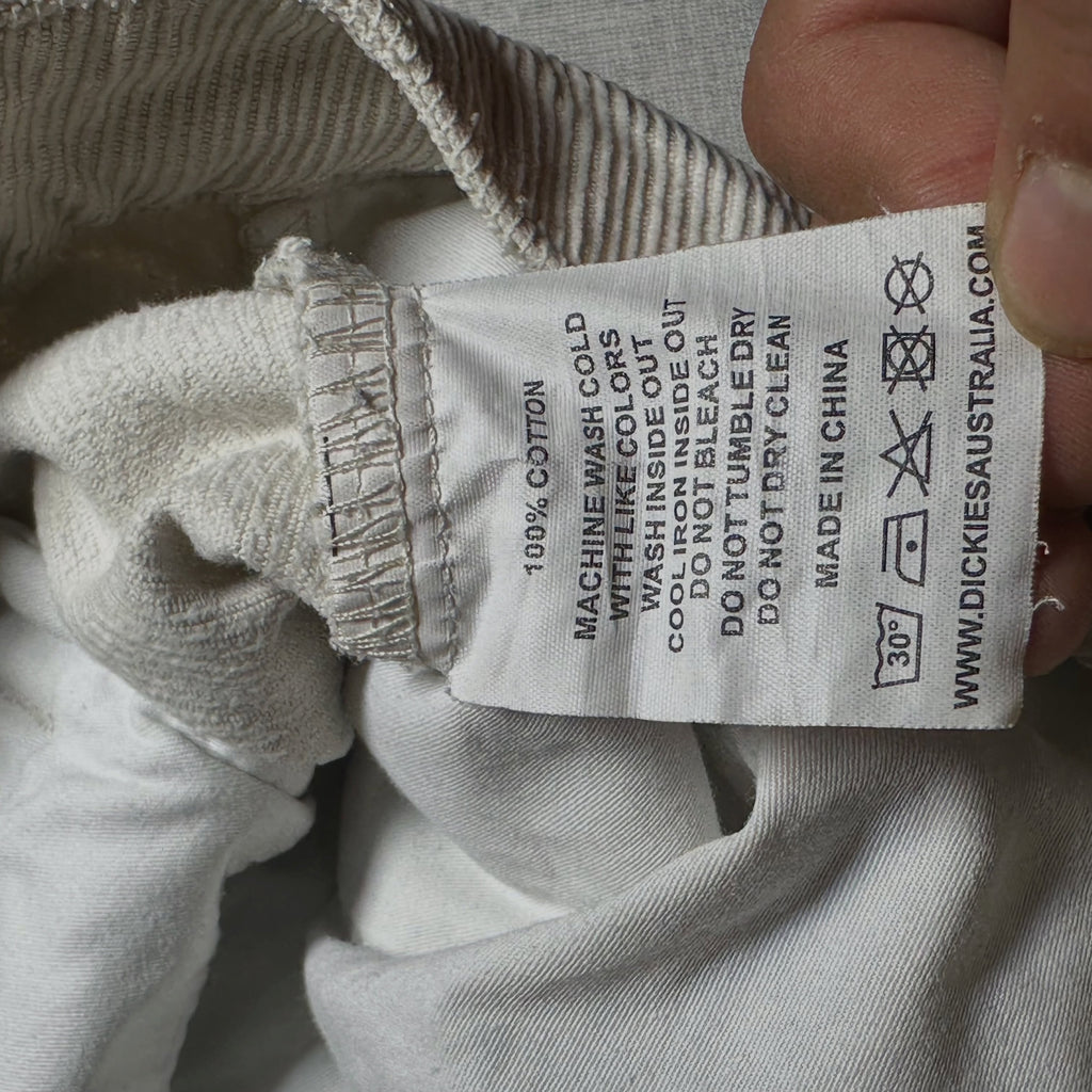 DICKIES // OFF-WHITE CORDUROY PANTS (W-36)