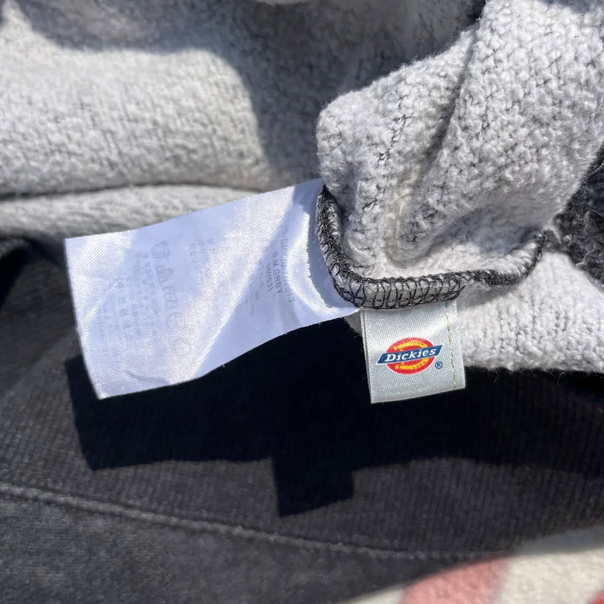 DICKIES "USA ORIGINAL" FLOCKED GRAPHIC HOODIE (M/L)
