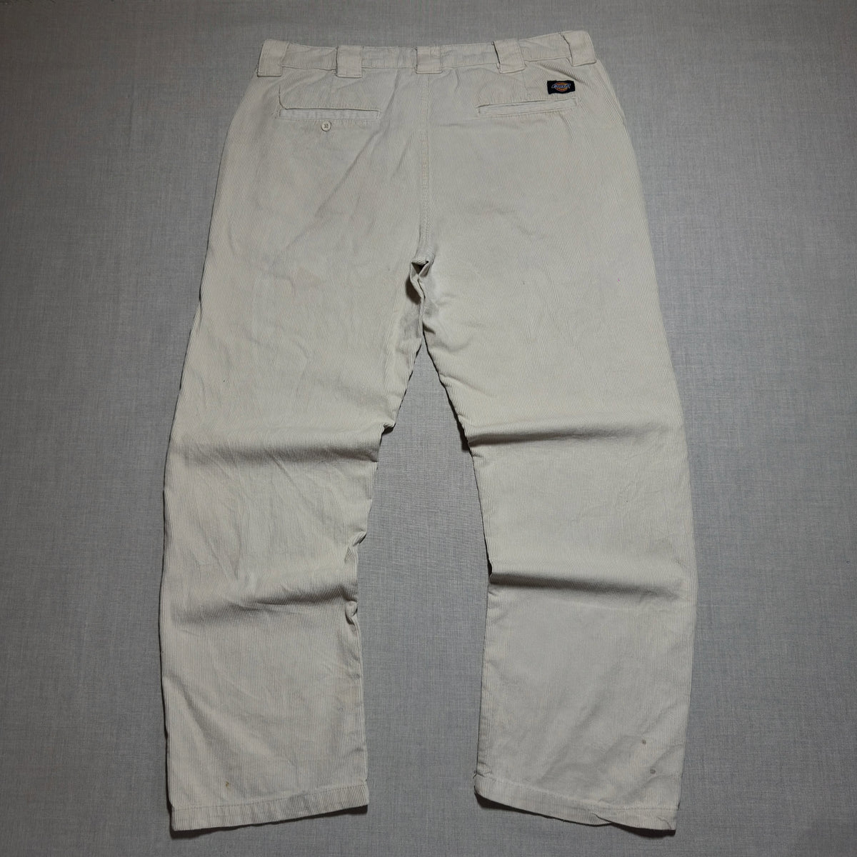 DICKIES // OFF-WHITE CORDUROY PANTS (W-36)