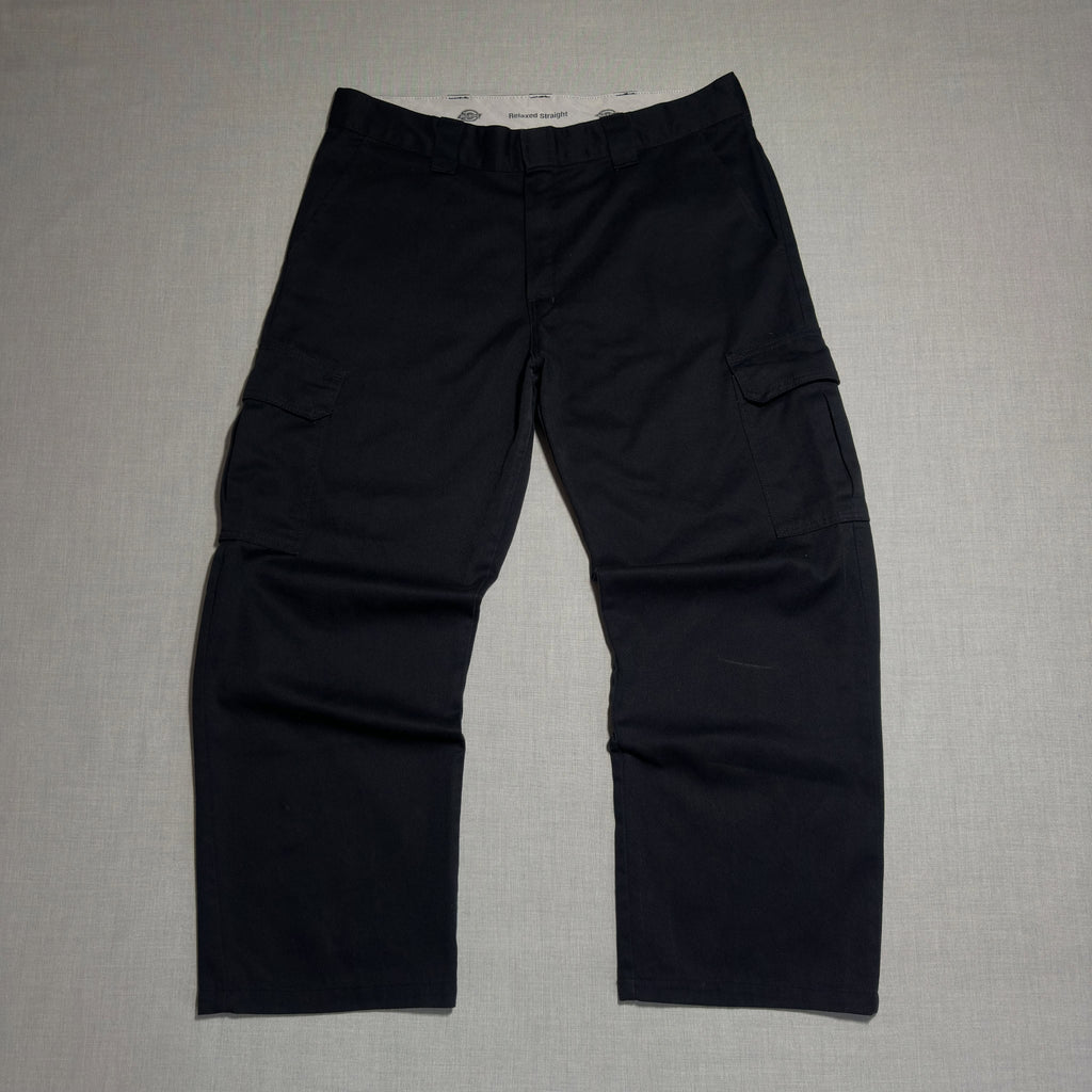 DICKIES // RELAXED STRAIGHT CARGO (W-38)