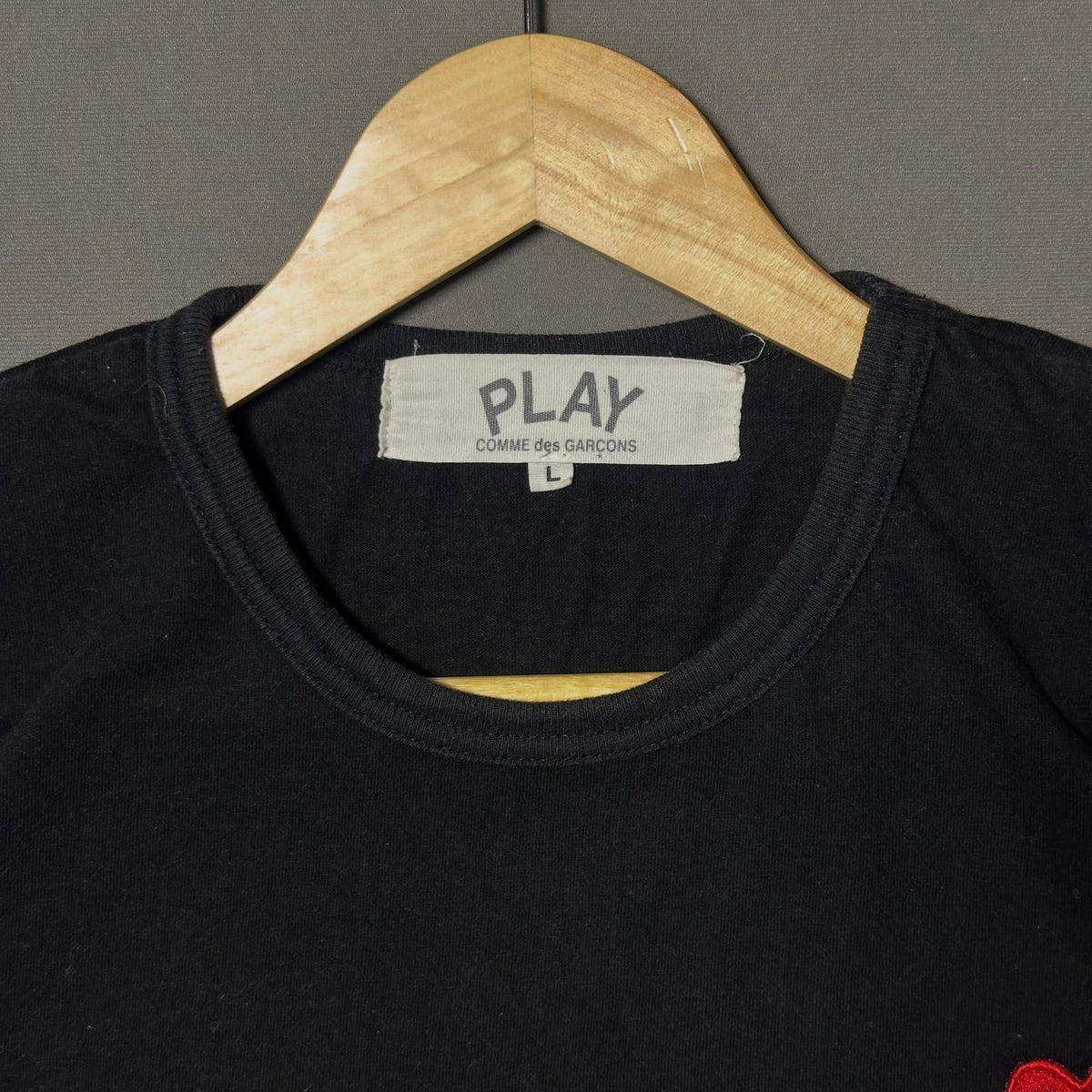 COMME DES GARÇONS PLAY SINGLE-STIICH🫀(L|XL)