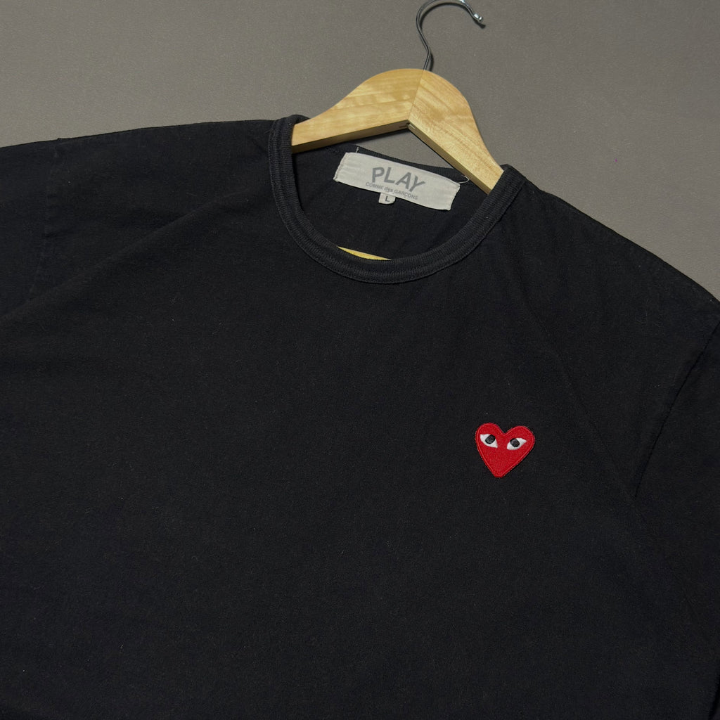 COMME DES GARÇONS PLAY SINGLE-STIICH🫀(L|XL)