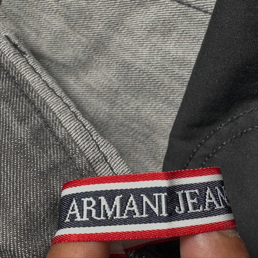 ARMANI JEANS // CLASSIC WASH GREY DENIM (W-38)(L-43)