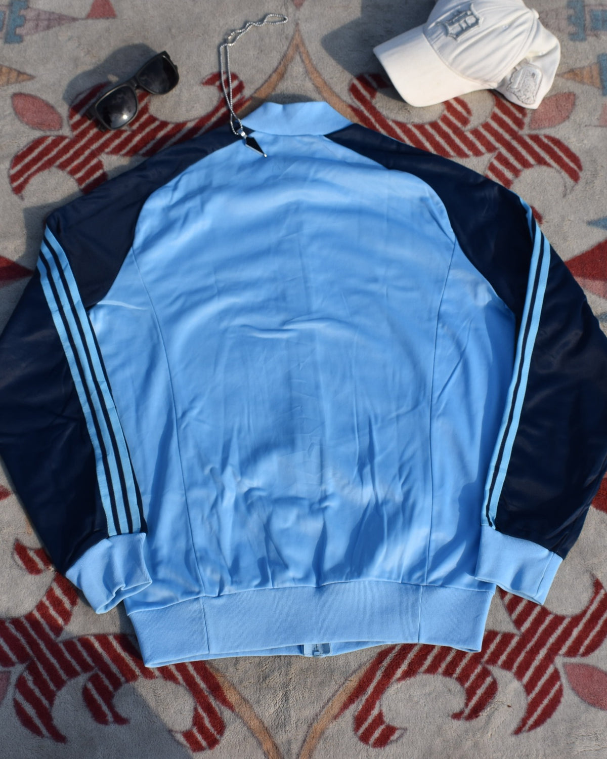 70s Vintage Adidas Originals Upper (M/L)