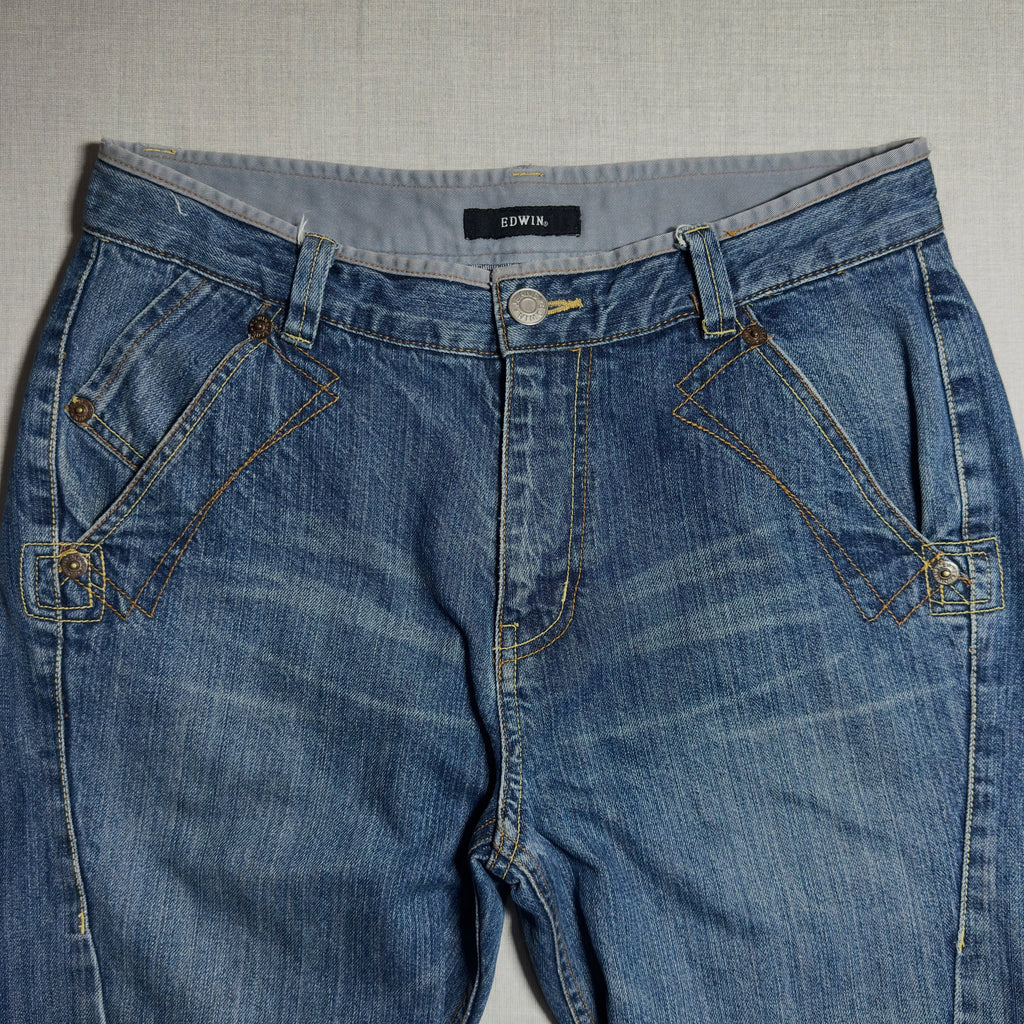 EDWIN // CONTRAST STITCH ENGINEERED DENIM (W-32)