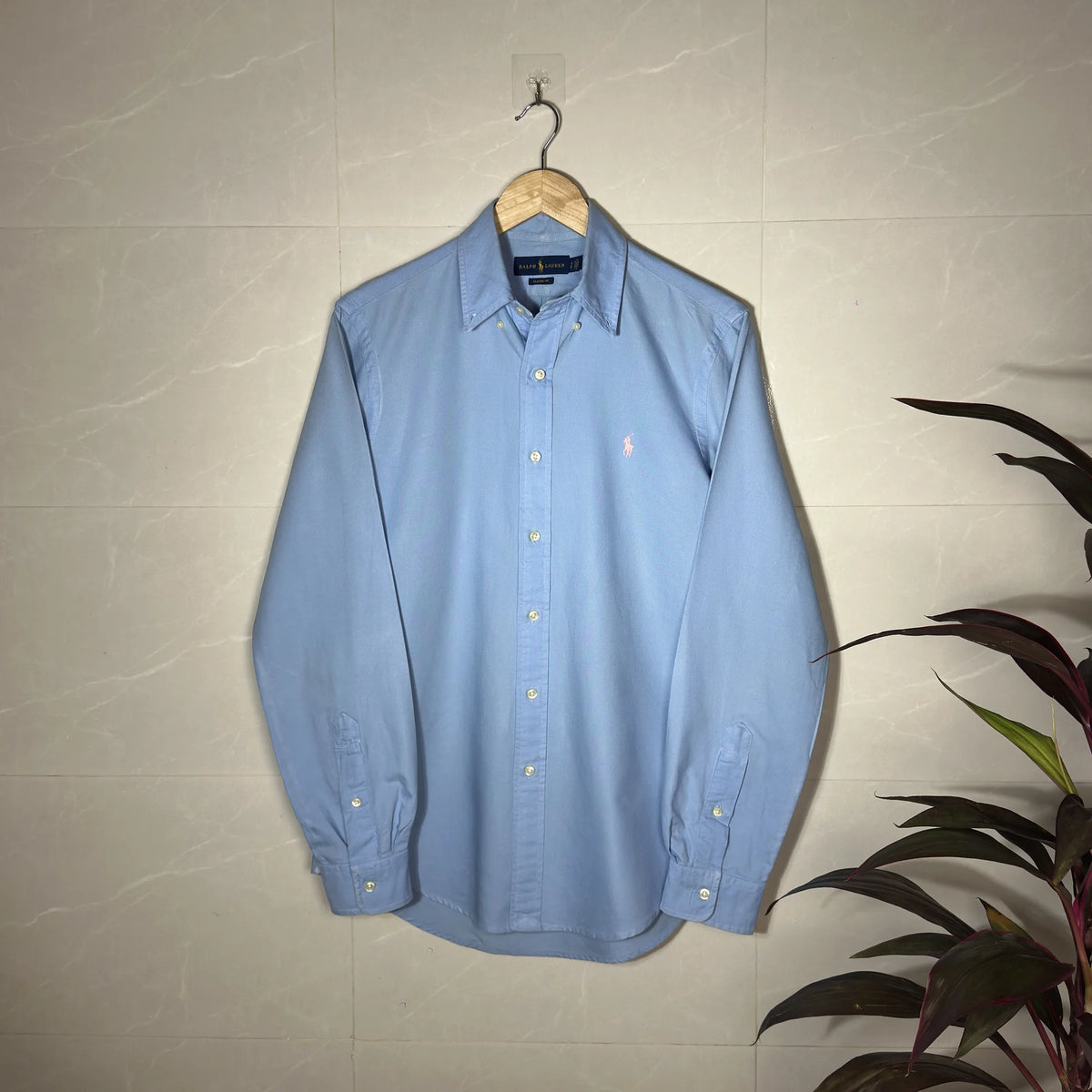 RALPH LAUREN LIGHT BLUE ‘CLASSIC FIT’ SHIRT (M|L)