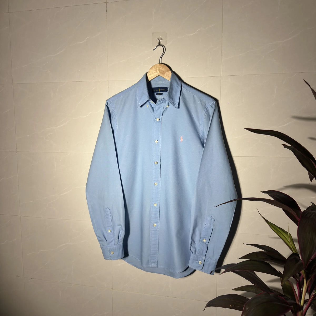 RALPH LAUREN LIGHT BLUE ‘CLASSIC FIT’ SHIRT (M|L)
