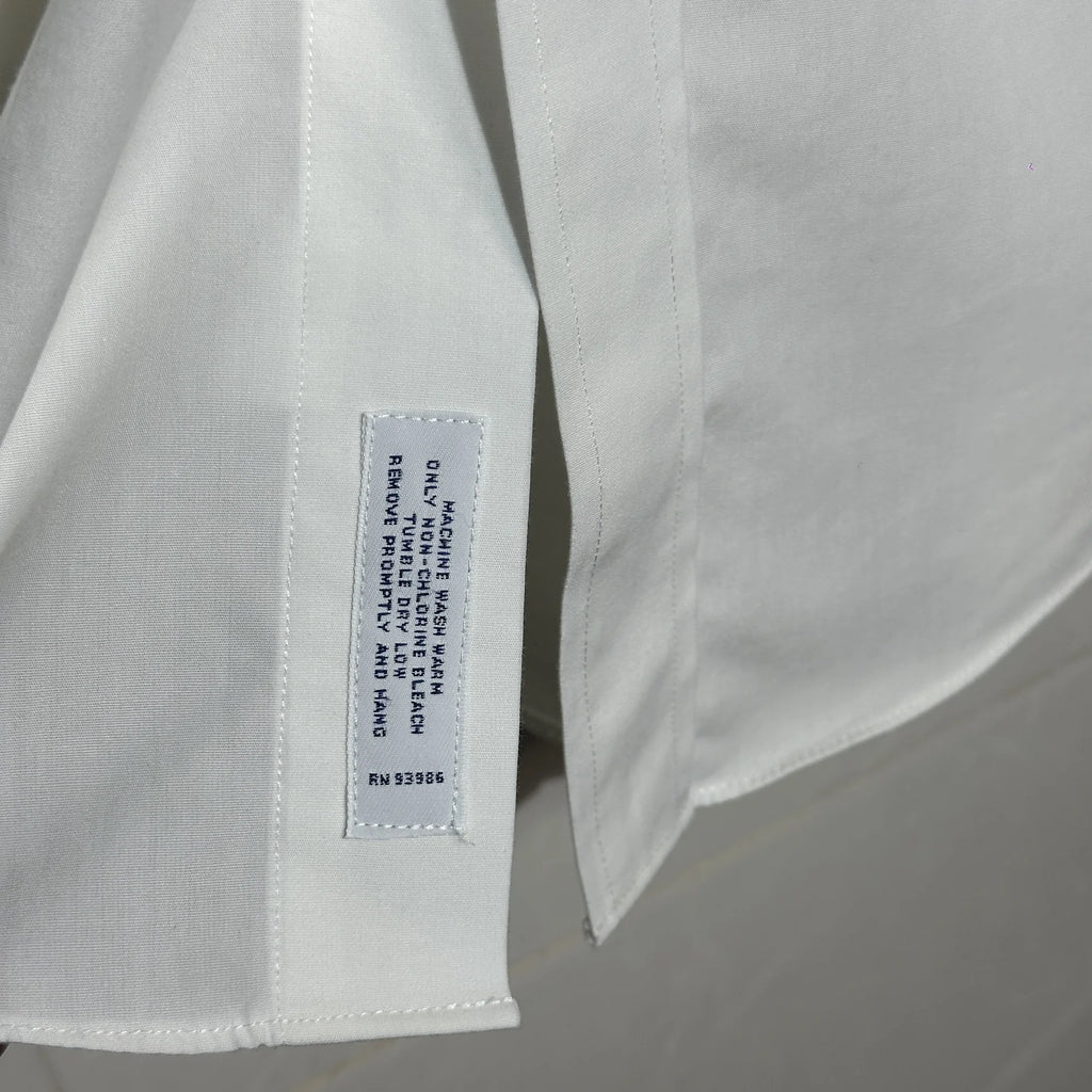 BROOKS BROTHERS WHITE ‘SLIM FIT’ DRESS SHIRT (M)