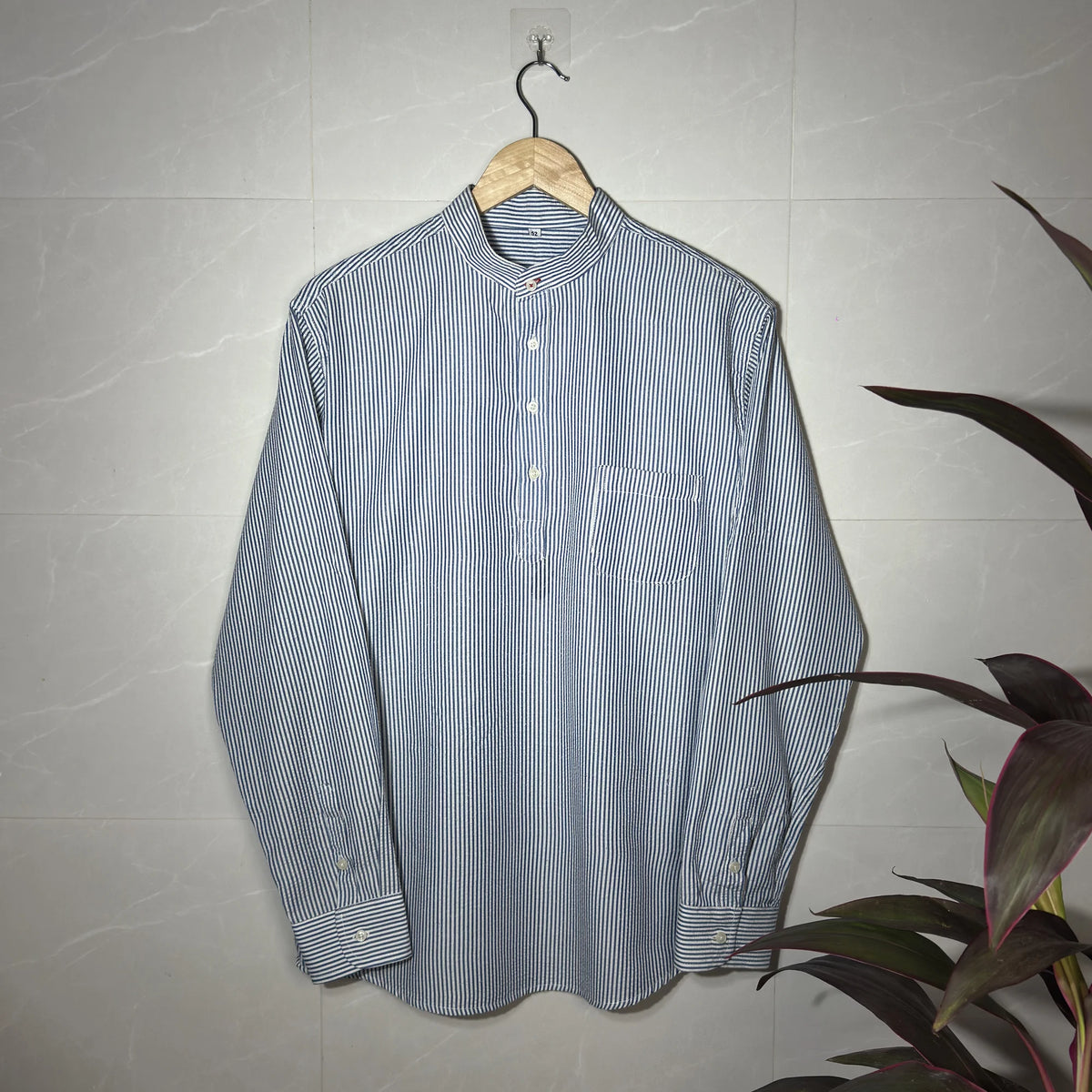BLUE & WHITE STRIPED BAND COLLAR PULLOVER (M|L)
