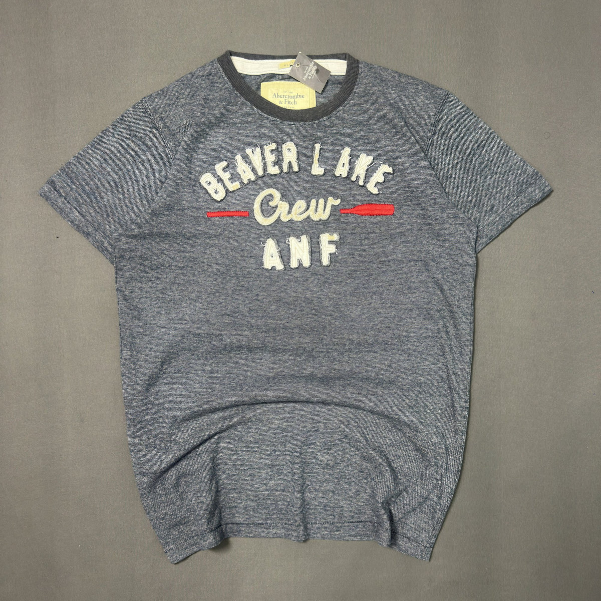 ABERCROMBIE &amp; FITCH BEAVER LAKE CREW TEE (M)