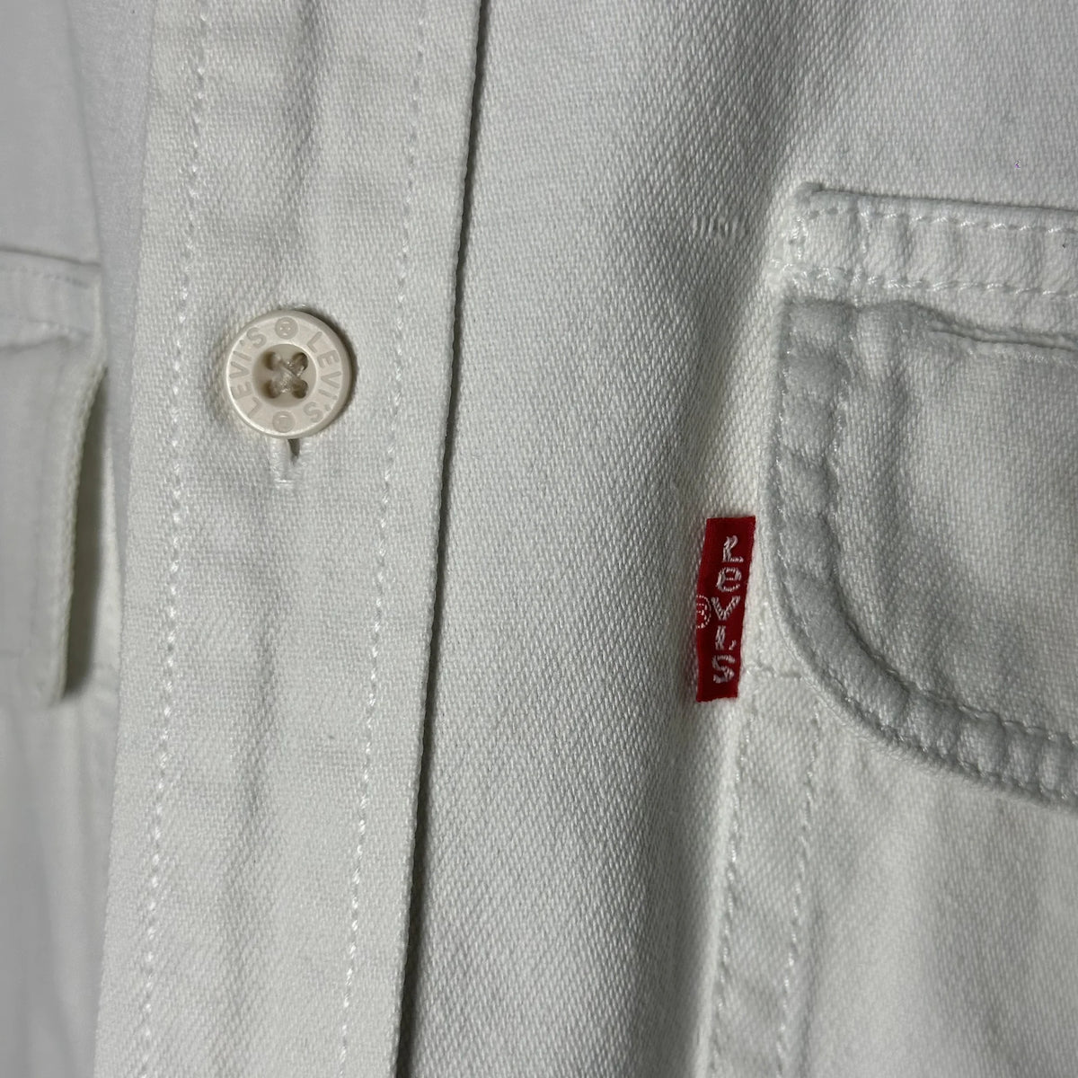 VINTAGE LEVI’S HEAVYWEIGHT TWILL WORK SHIRT (L to XXL)