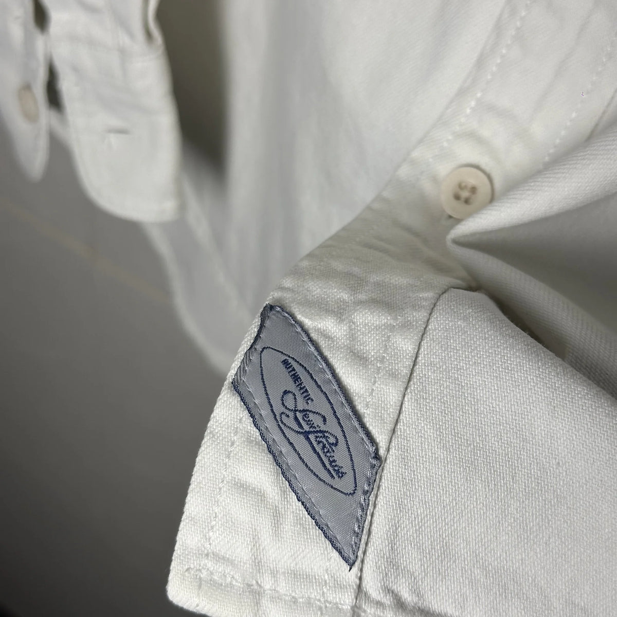 VINTAGE LEVI’S HEAVYWEIGHT TWILL WORK SHIRT (L to XXL)