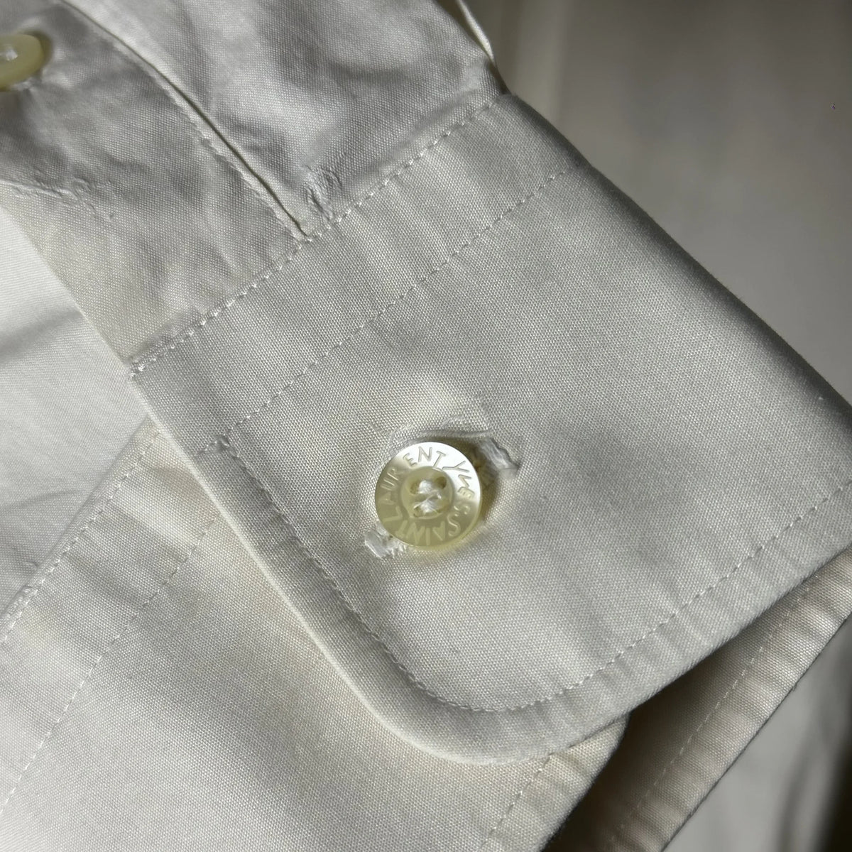90s YVES SAINT LAURENT MONOGRAM JACQUARD SHIRT (S|M)